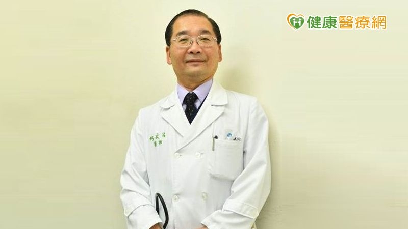 骨頭疼痛竟是癌末!肺癌翁藉雙線治療改善病況、生活品質