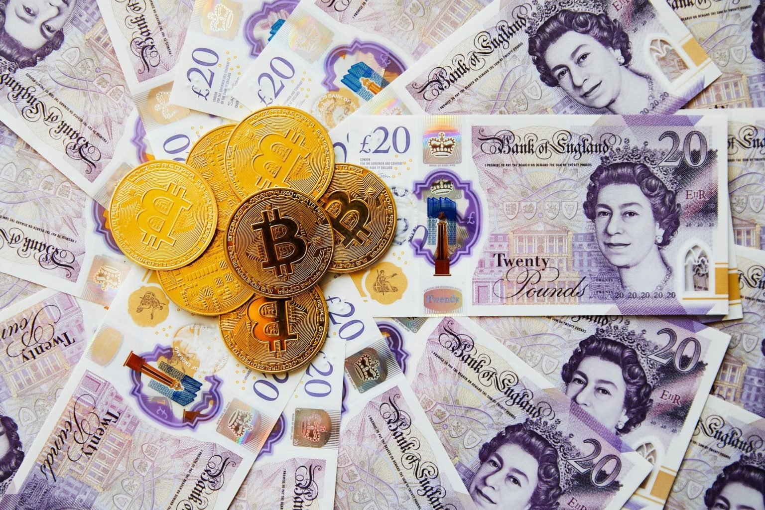 英鎊崩跌嚇壞民眾？！「英鎊兌比特幣」交易量激增1,150%