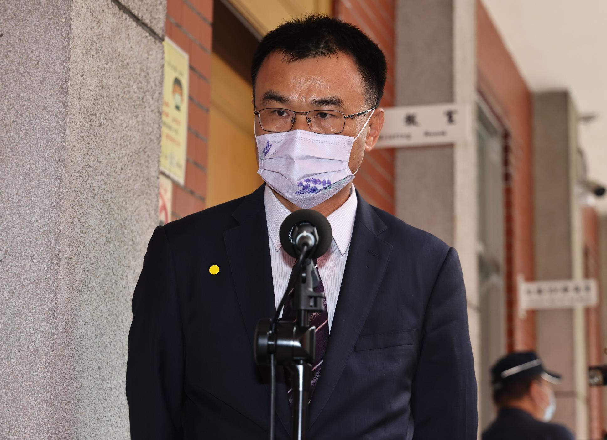 陳吉仲表示,國民黨了選舉不顧事實,胡亂指控,鋪天蓋地的抹黑,將提告。資料照片/林啟弘攝