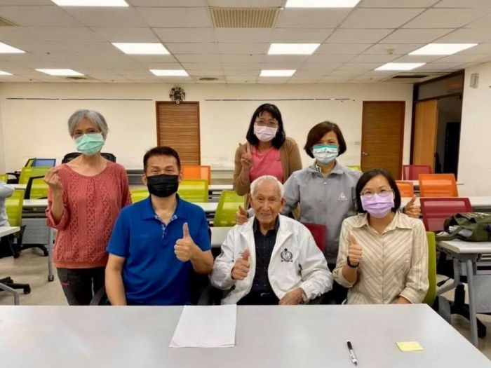 爺奶樂學模範生!竹市樂齡學習率5連霸