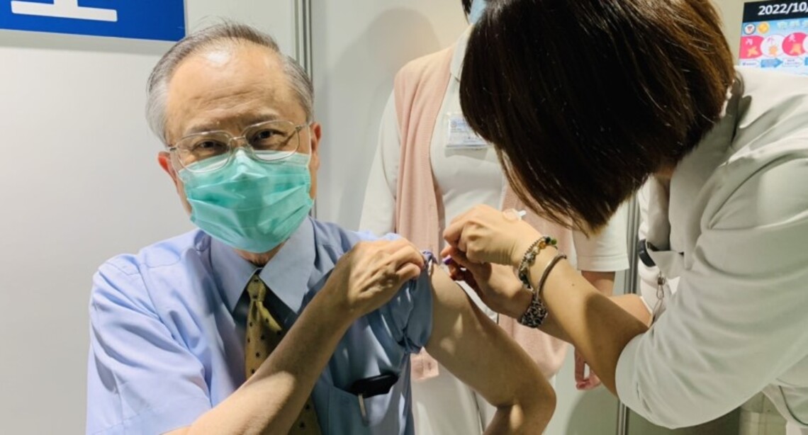 新冠疫情下 肺部的多重保障   流感疫苗不可少   高醫10/1公費流感疫苗開打