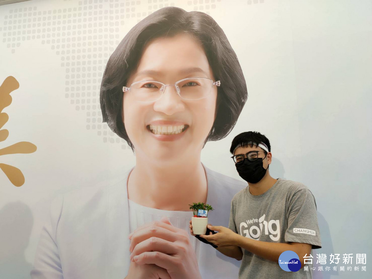 守護希望之樹,王惠美競總發表We’re Going潮T「挺美的!」。圖/記者鄧富珍攝