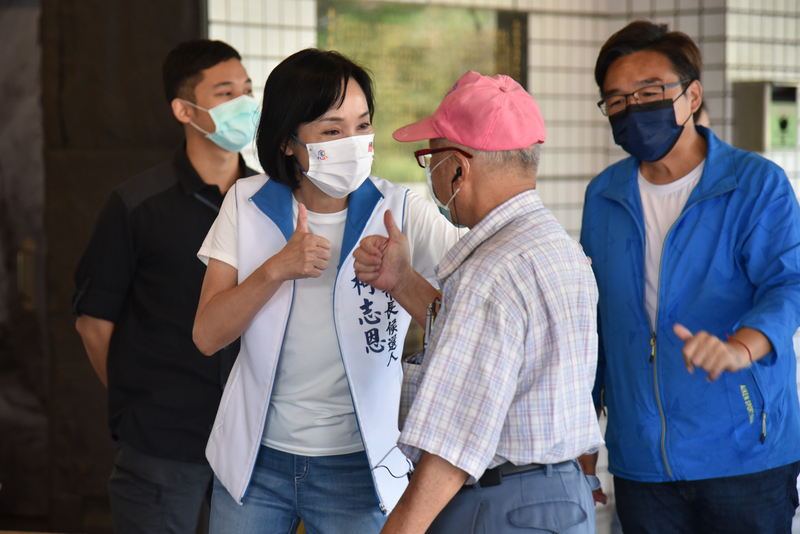 漾新聞|「輕軌延宕」說 柯辦批民進黨健忘還故意去脈胳化 肯定韓團隊以民為主加強民意溝通的用心