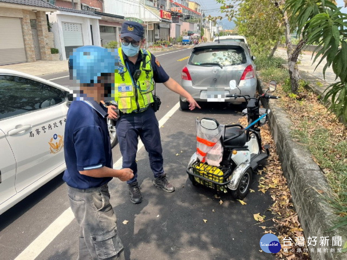 十分鐘找到三輪車。林重鎣