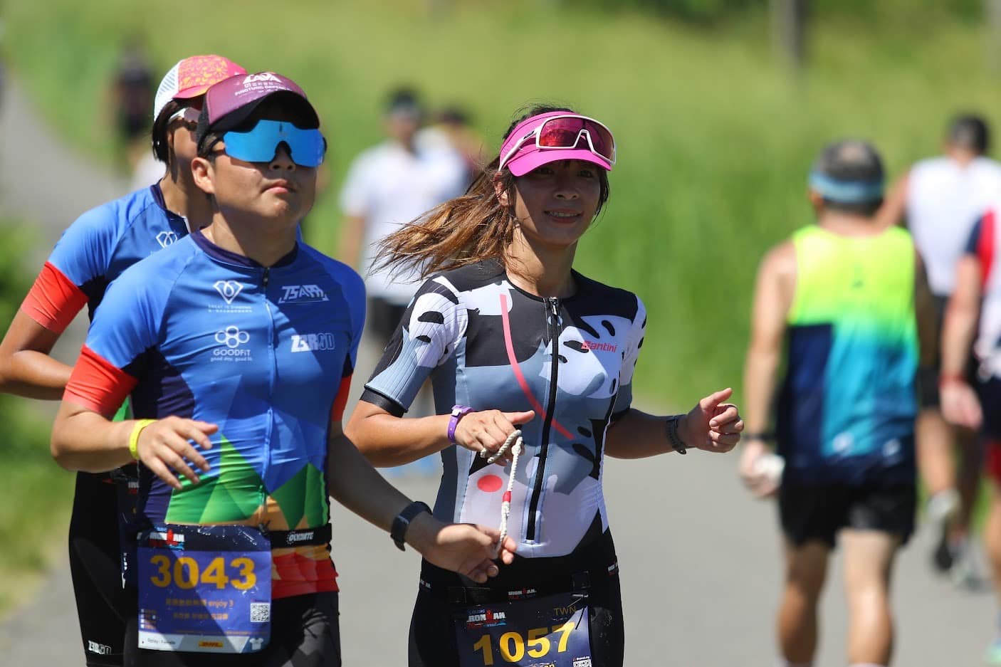 視障運動員呂冠霖(左)與段慧琳(右) 照片來源:愛運動動無礙