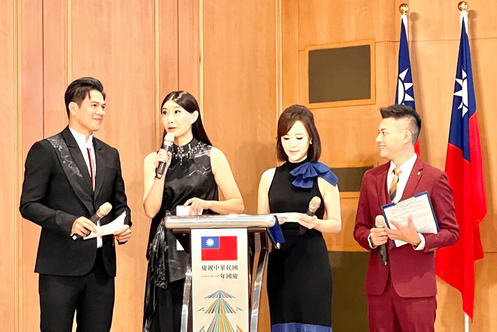 慶籌會、國防部進行國慶節目演練 北一女儀隊展現精彩表演 30 國慶大會四位主持人