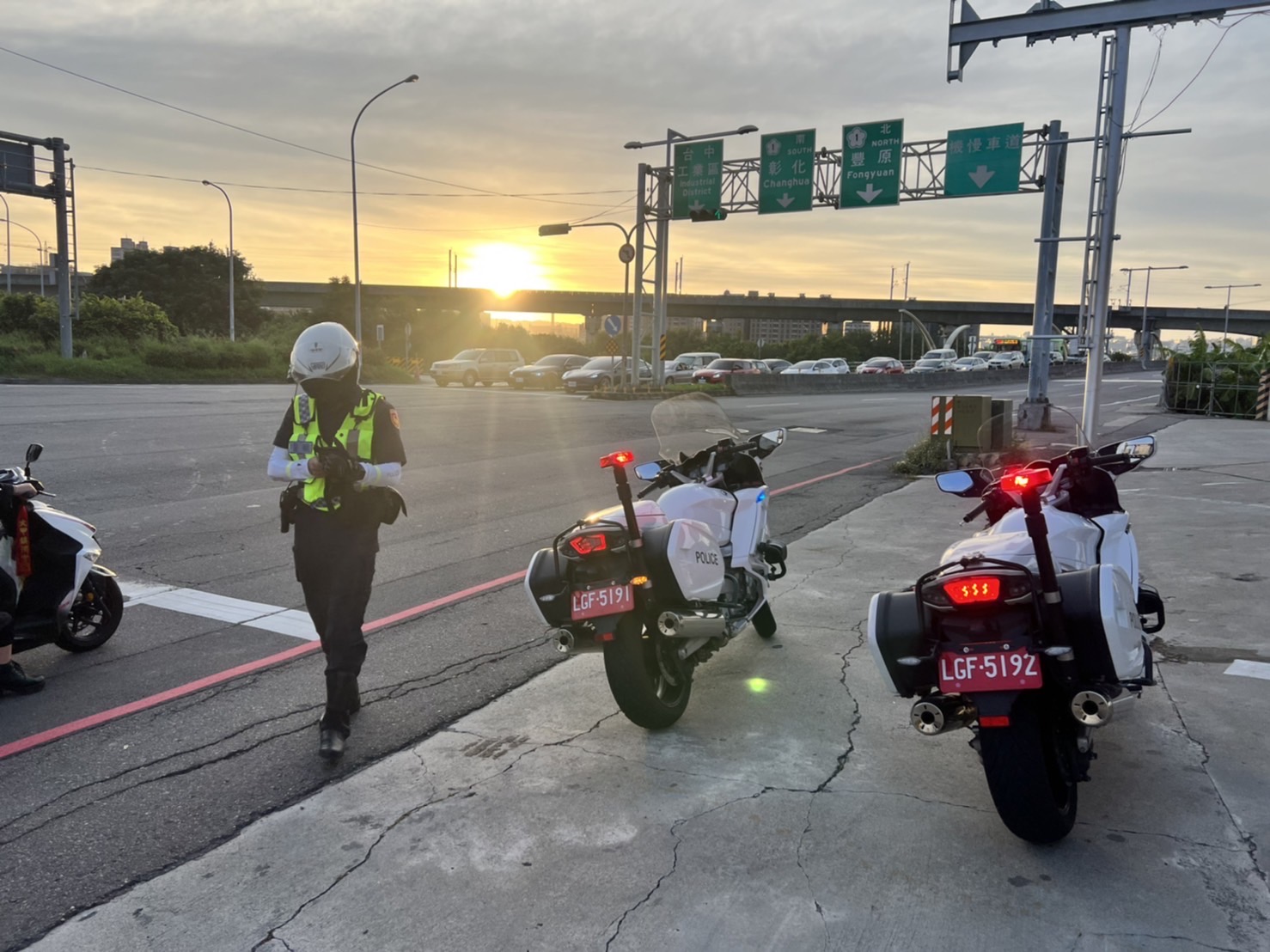 圖片說明:臺中市政府警察局交通警察大隊因應國慶連假加強交通疏導已完成整備。(記者林㤈輝翻攝)