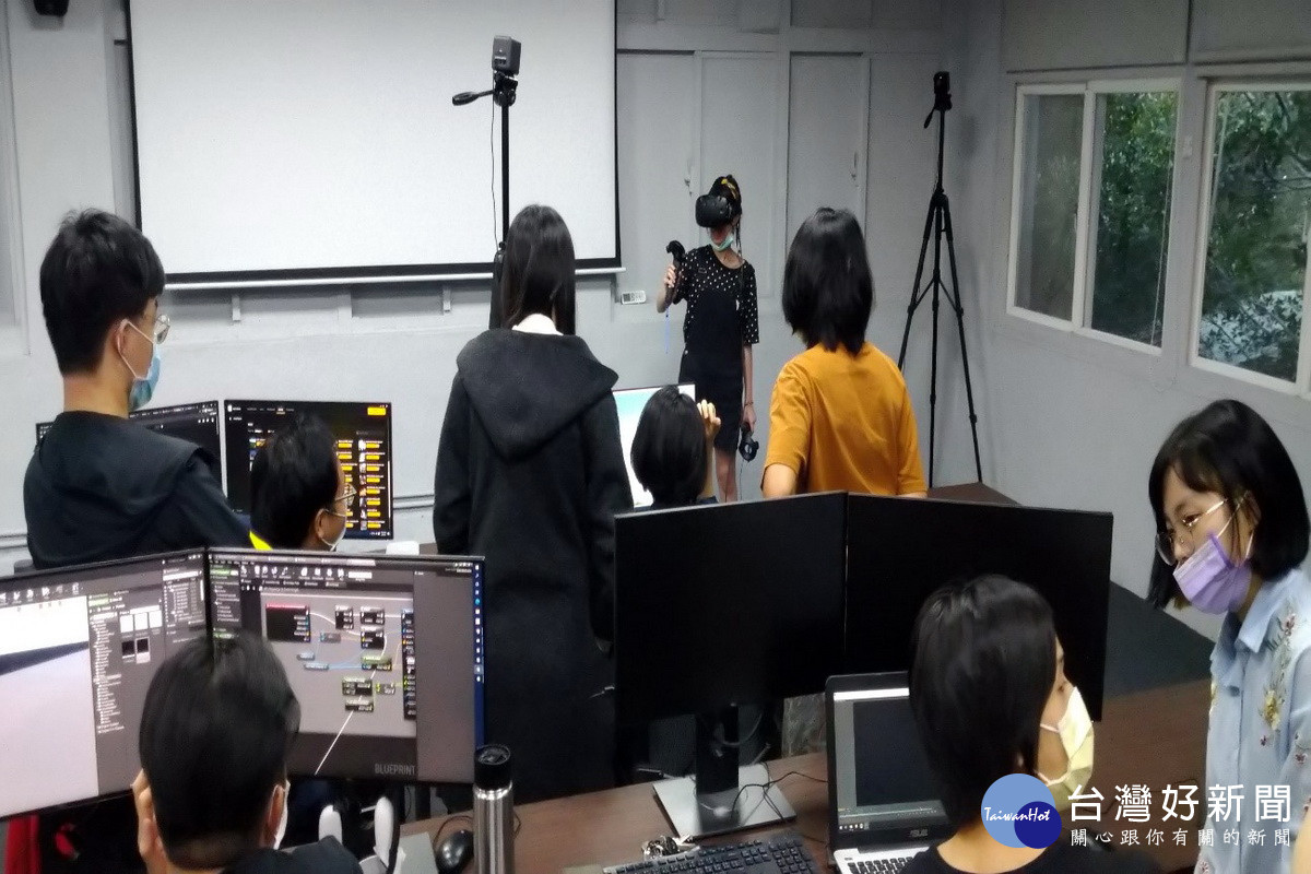 XR工作坊分組驗證實踐。