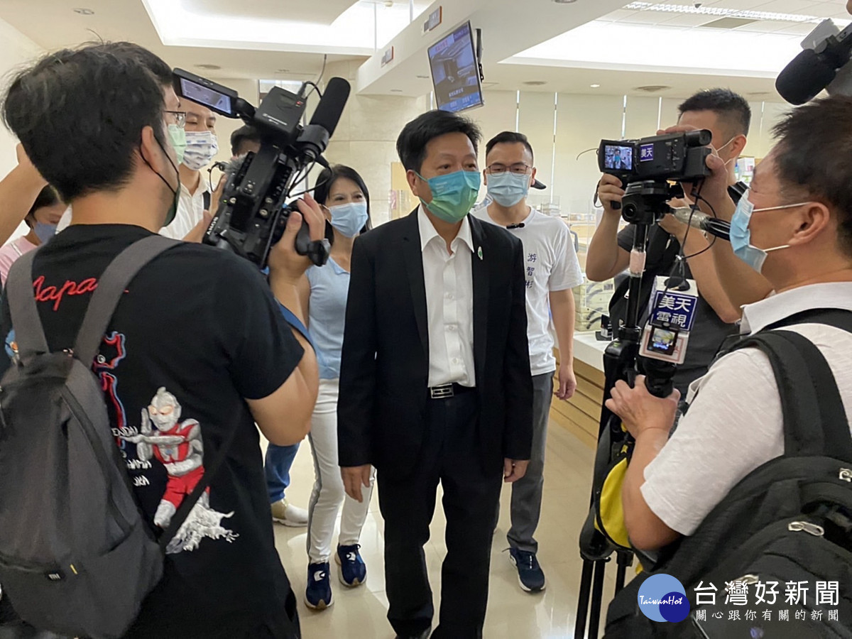 鄭寶清批鄭運鵬「網軍家庭」的雙標惡行大醜聞 ，選民要頭腦清醒的選出桃園市長