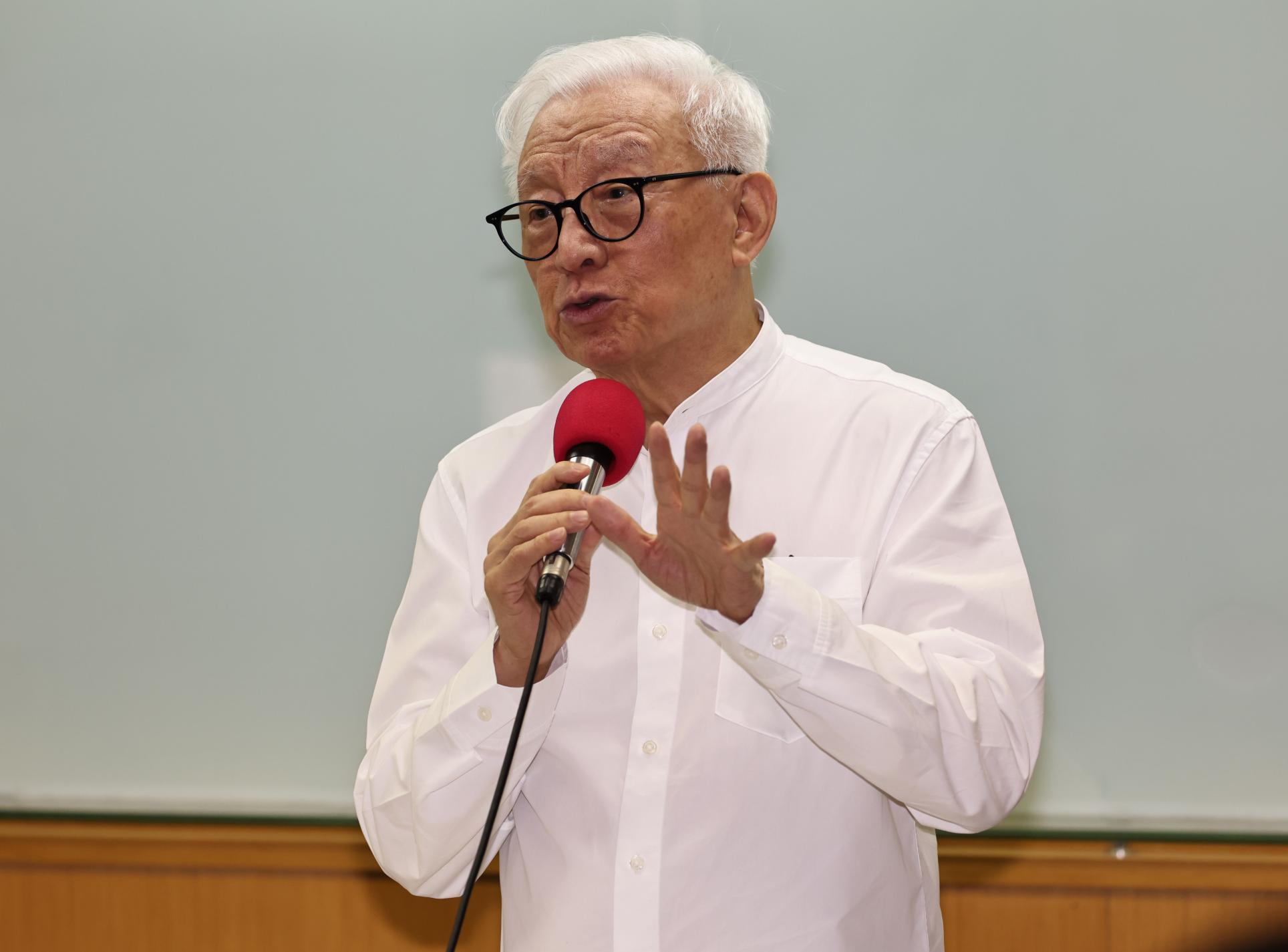 馬英九呼籲別用「台灣國慶日」,曹興誠對此痛批馬「要欺負台灣人到什麼時候」。資料照片/林啟弘攝