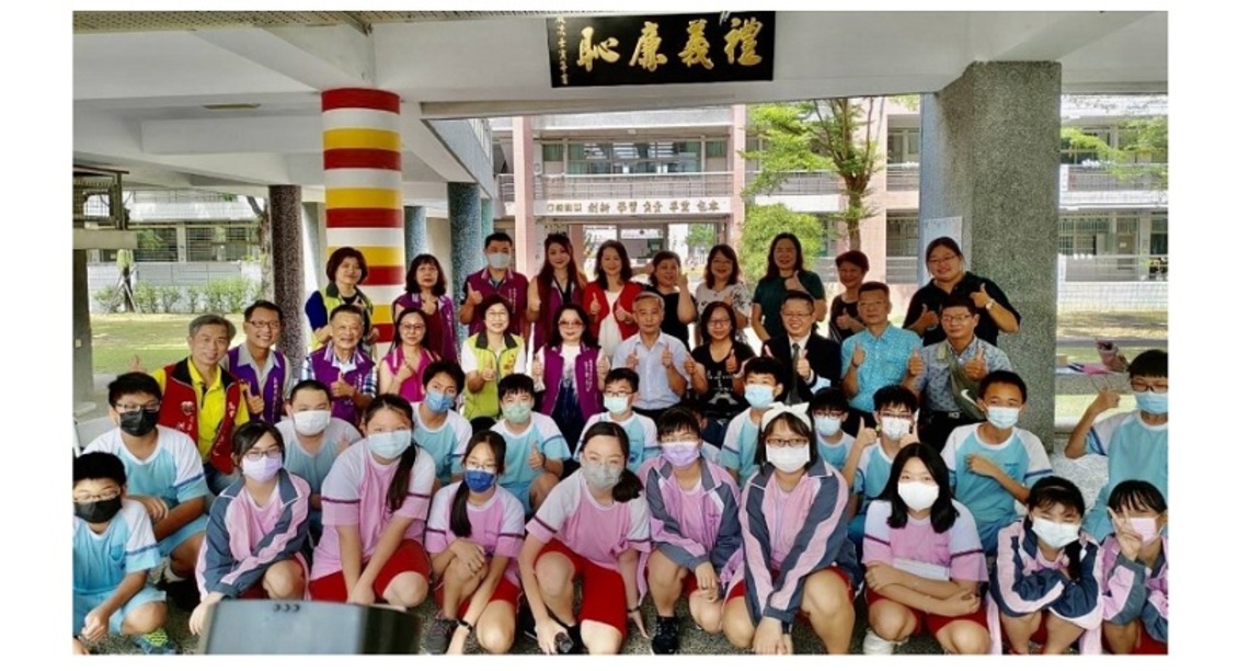 高雄市鳳山國中迎來了不一樣的校園光輝十月