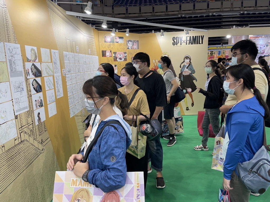 高雄動漫第一天 WIT特展就吸引海量粉絲觀展