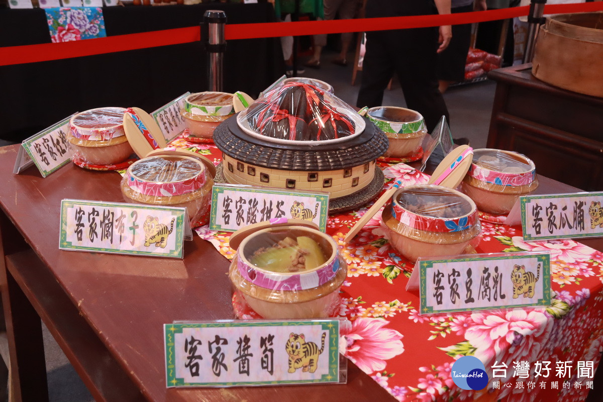 客家美食風味獨特。(記者扶小萍攝)