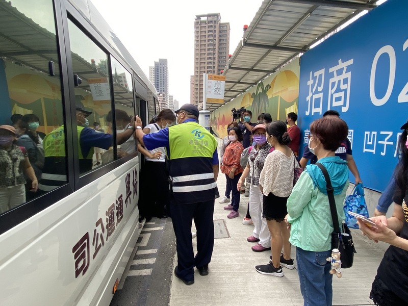 漾新聞|電力系統讓二階輕軌試營運變了調 民眾苦嘆:要來搭輕軌卻變成搭公車