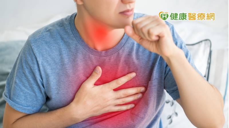 中年男爬一層樓就狂喘 「離心運動」助心肺功能、體力大增