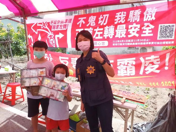 妙善觀音關懷鄉親文化季 旗山分局現場反毒、反霸凌等宣導