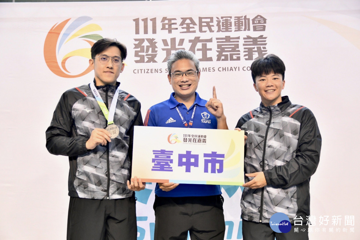 何品莉選手在水上救生及蹼泳項目表現突出,計有3項次破大會,3項次破全國紀錄。