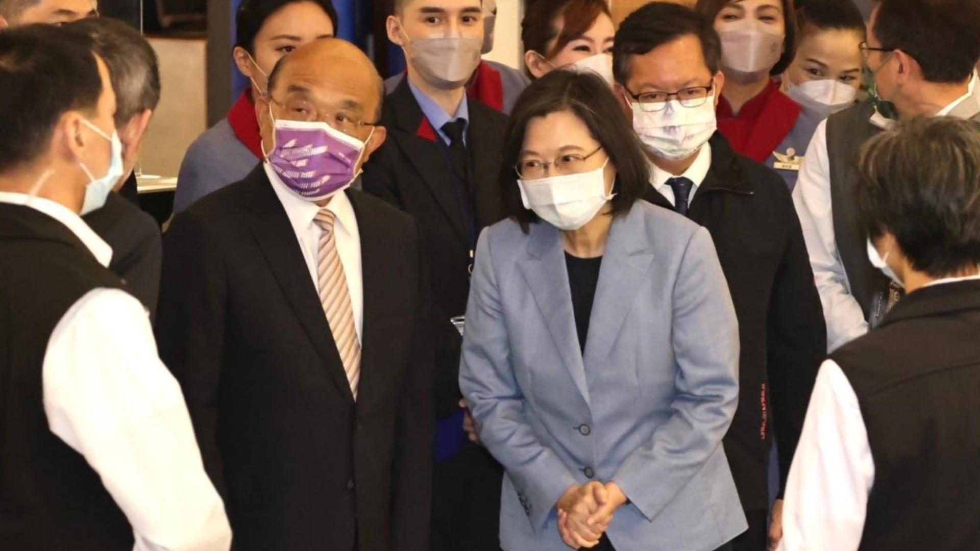 行政院長蘇貞昌今(13)日下午陪同總統視察桃園機場。林啟弘攝