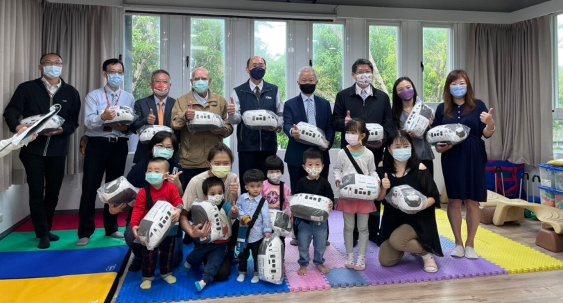 臺鐵局宜蘭職場互助教保服務中心今揭牌 丟丟噹森林旁獨棟建物提供優質友善托育環境!