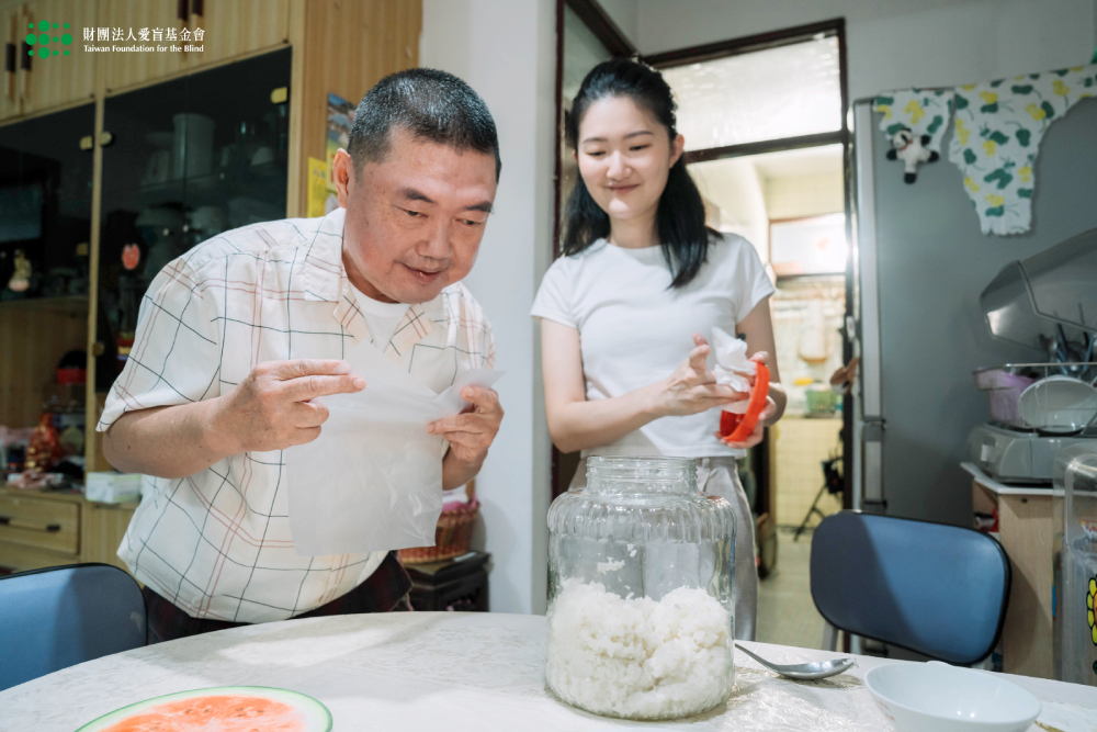 愛盲基金會募款受挫 李國毅入鏡公益廣告呼籲民眾關懷視障 50 匯流新聞網CNEWS資料照片207221013a08