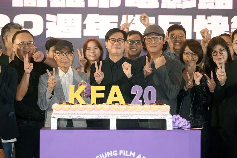 漾新聞|高雄電影節開幕 陳其邁走星光大道並合切生日蛋糕