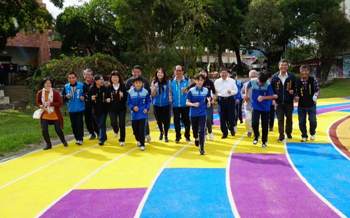 竹縣國中小校園戶外場地 全面開放民眾運動