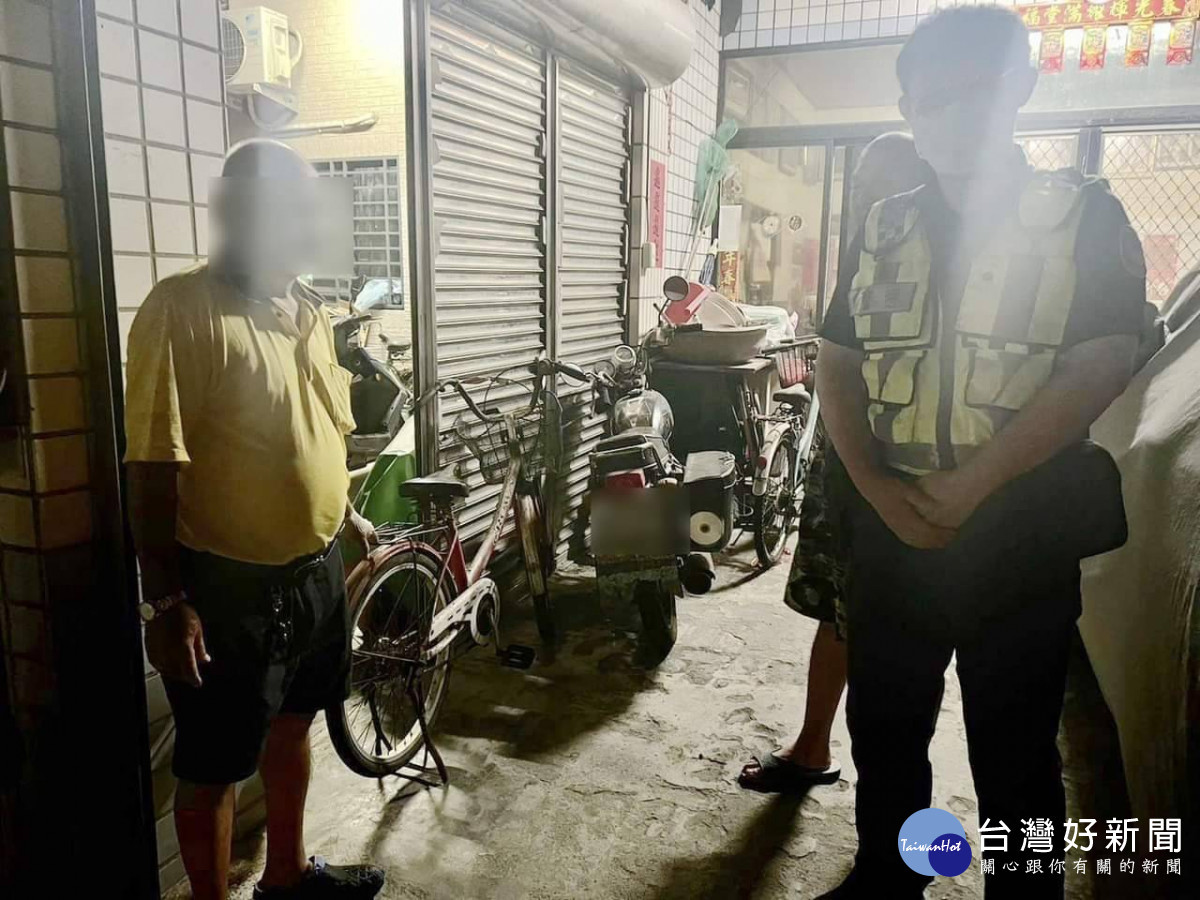 老翁記錯停車位，員警協助找回愛車／警方提供