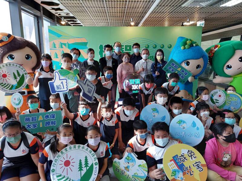 漾新聞|「機智水保酷學堂」互動巡迴展科工機智登場