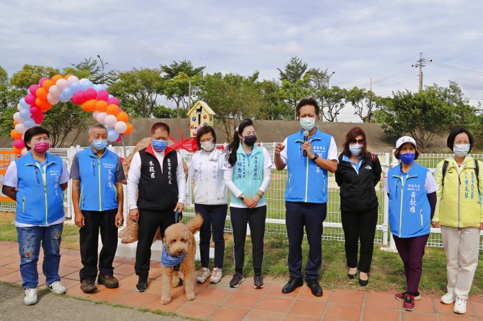 苗栗市寵物公園落成啟用 讓毛孩盡情放風玩耍