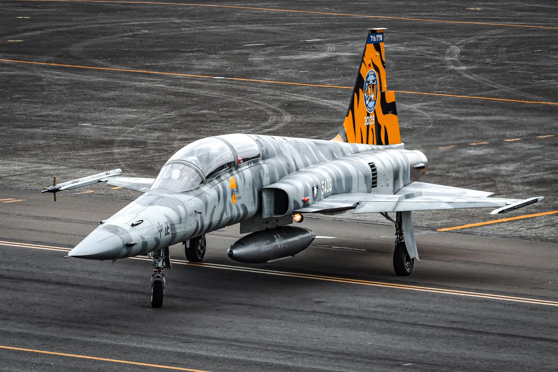 美考慮與台聯合生產武器,事實上我F-5型戰機即是台美合作生產。資料照片