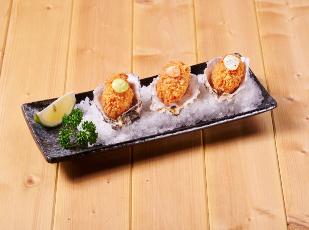廣島大牡蠣鮮甜飽滿多汁,沾三味醬入口更豐富味蕾層次 (1).jpg