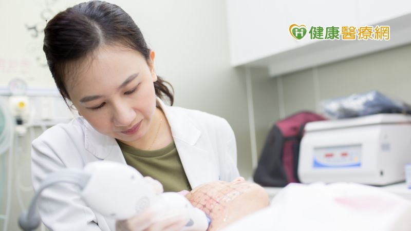 「抗老權威」教你改善鬆弛、臉凹! 醫美院長公開三大熟齡肌保養規劃