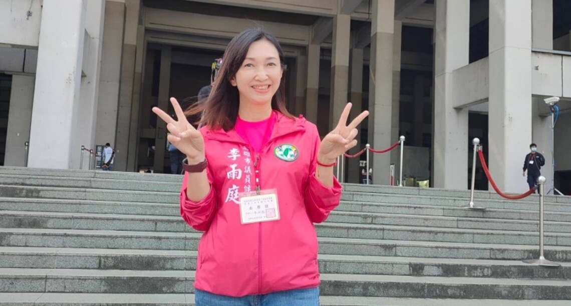 2號李雨庭受選情緊繃 目前馬不停蹄的爭取選民的支持