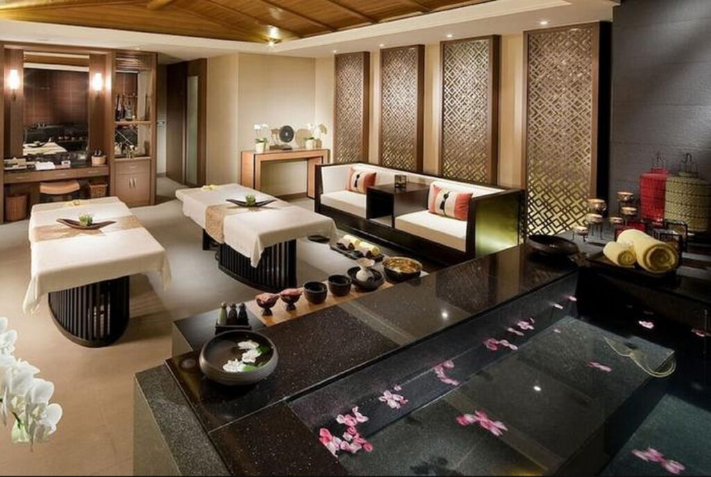 館中的Moon Spa,獨特的療程跟技術融合東西方文化的手法,在寧靜的氣氛配合著芳療師的巧