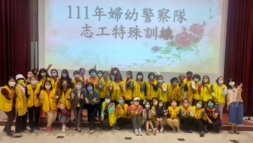 ▲中警局婦幼志工隊獲得「績優團隊」榮耀,實至名歸 (圖/台中市警察局 提供)