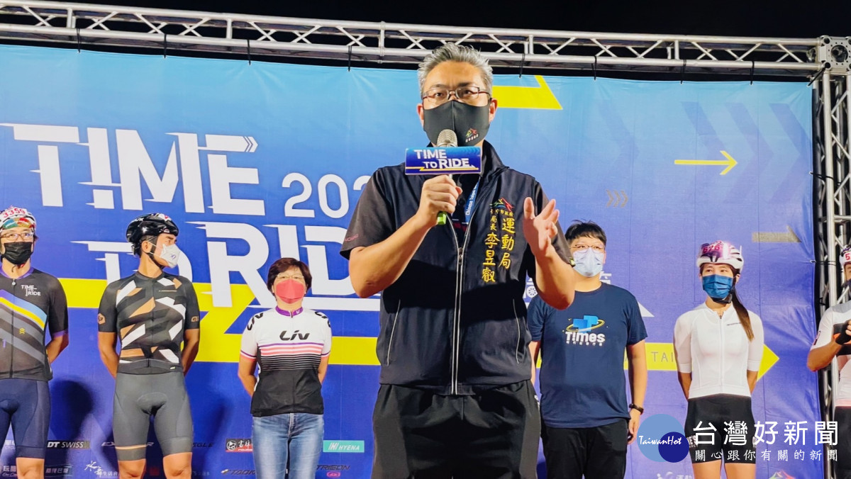 運動局李昱叡局長代表盧市長出席活動。