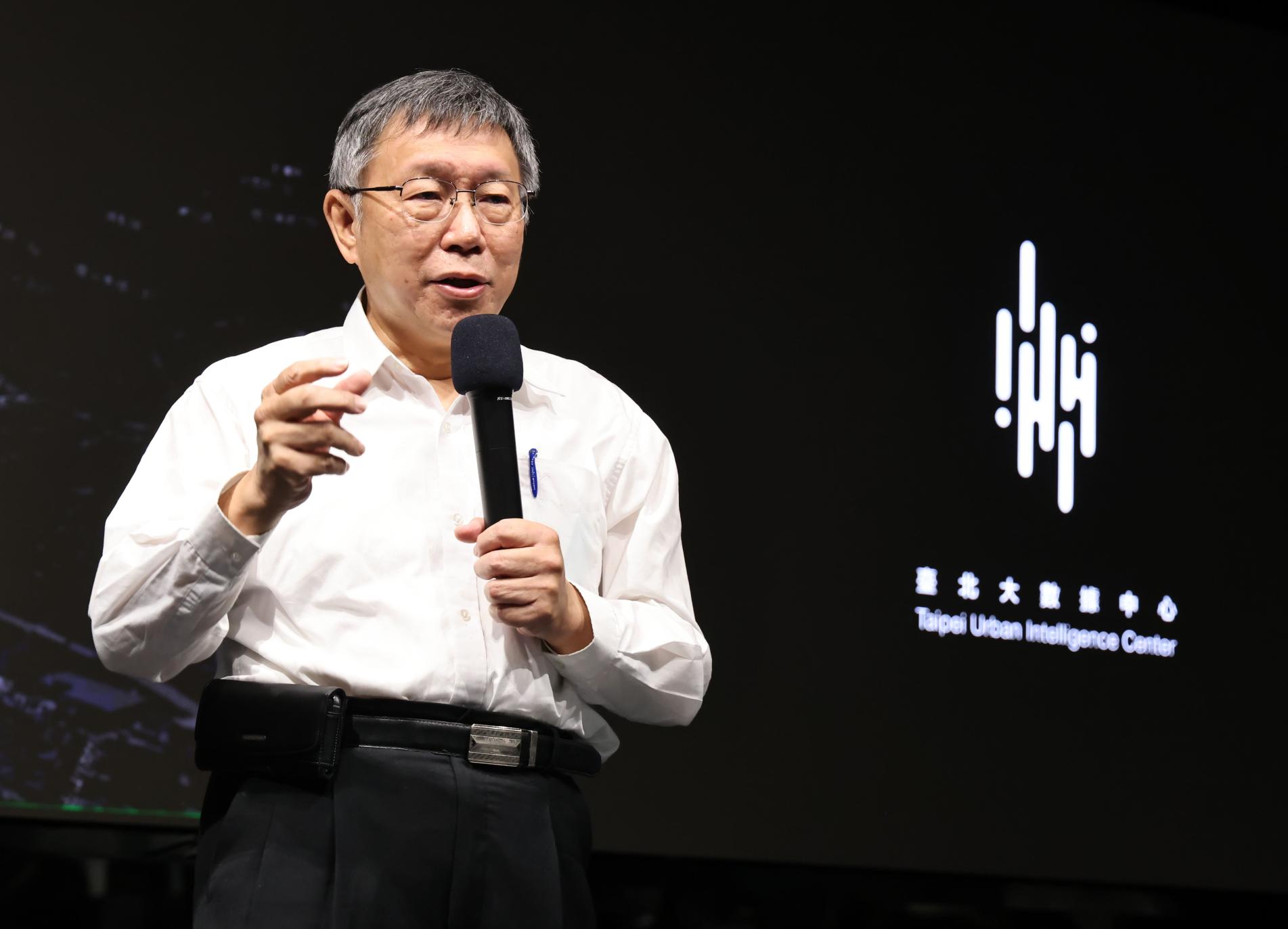 柯文哲24日改口稱「沒在美國留學」之說不精確。資料照片/林啟弘攝