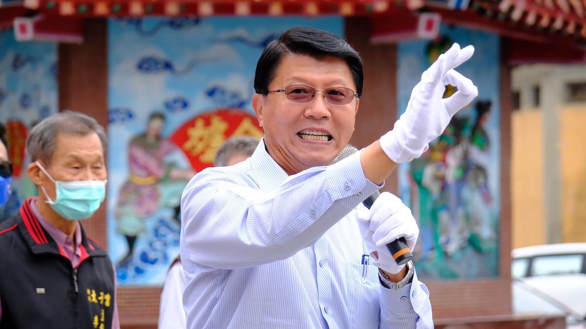 台南市長選舉最新民調出爐，兩位候選人謝龍介與黃偉哲的支持度拉近，雙方差距不到8%。（圖由謝龍介競選總部提供）