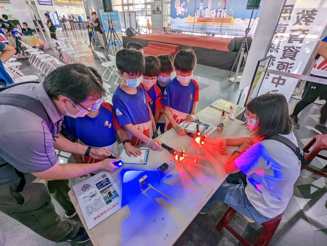 傳遞接觸科學知識 體會動手學習樂趣/波新聞