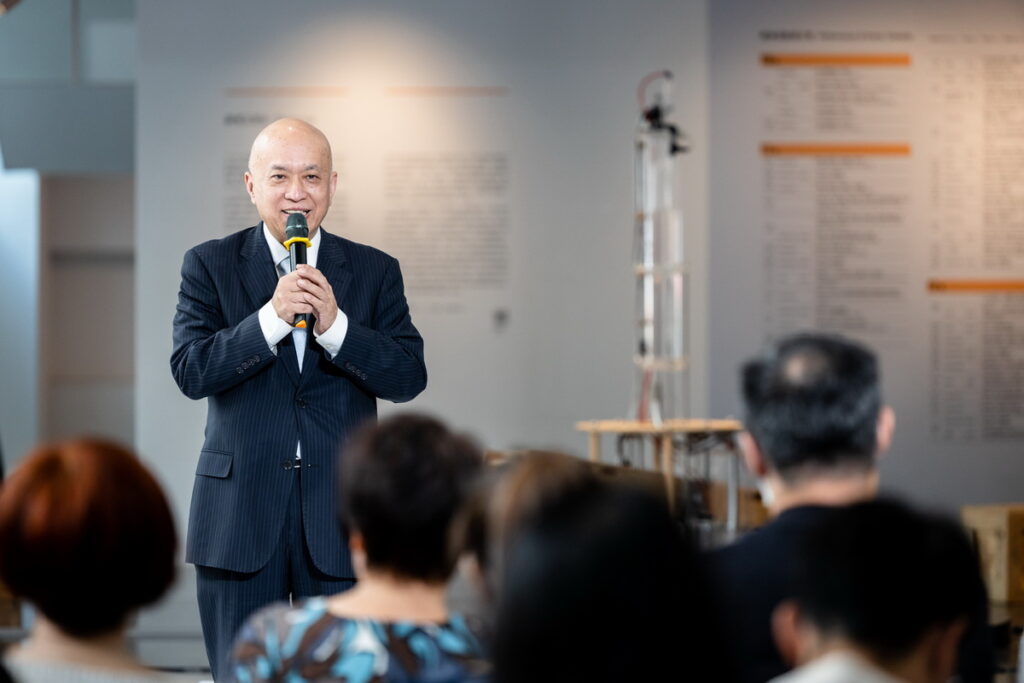 台新銀行文化藝術基金會董事長 鄭家鐘先生致詞