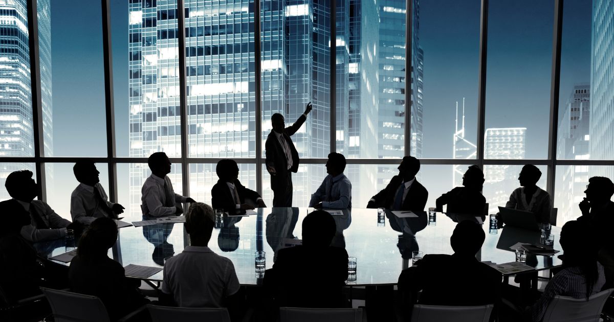 1200-business-people-board-room-meeting