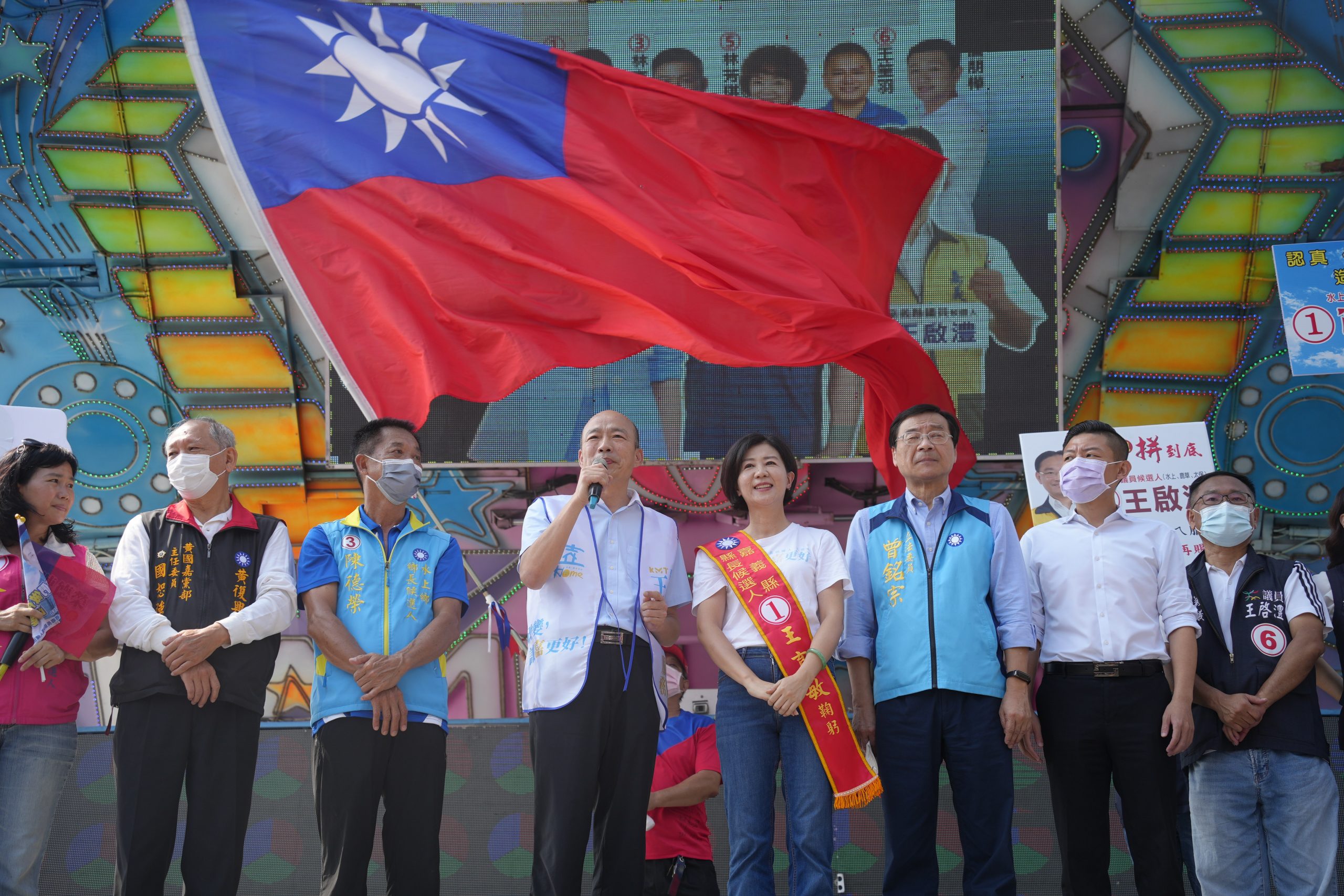 圖片說明 : 韓國瑜助選拉抬國民黨氣勢。(記者劉治強攝)