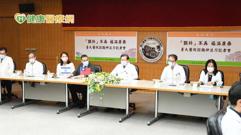 「神波刀」助原發性顫抖、巴金森氏症 告別顫抖症狀!