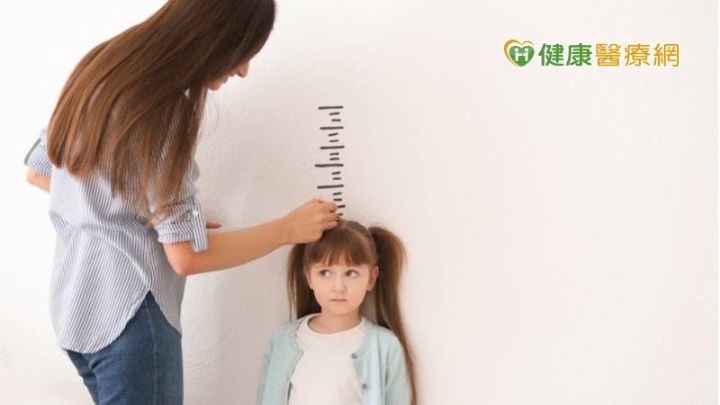 「一瞑大一吋」是真的! 醫:「睡對時間」對長高有幫助