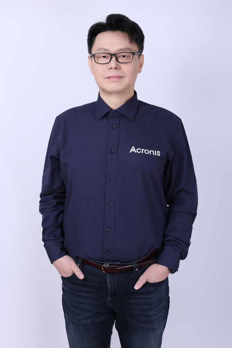Acronis 大中華區總經理_璩偉