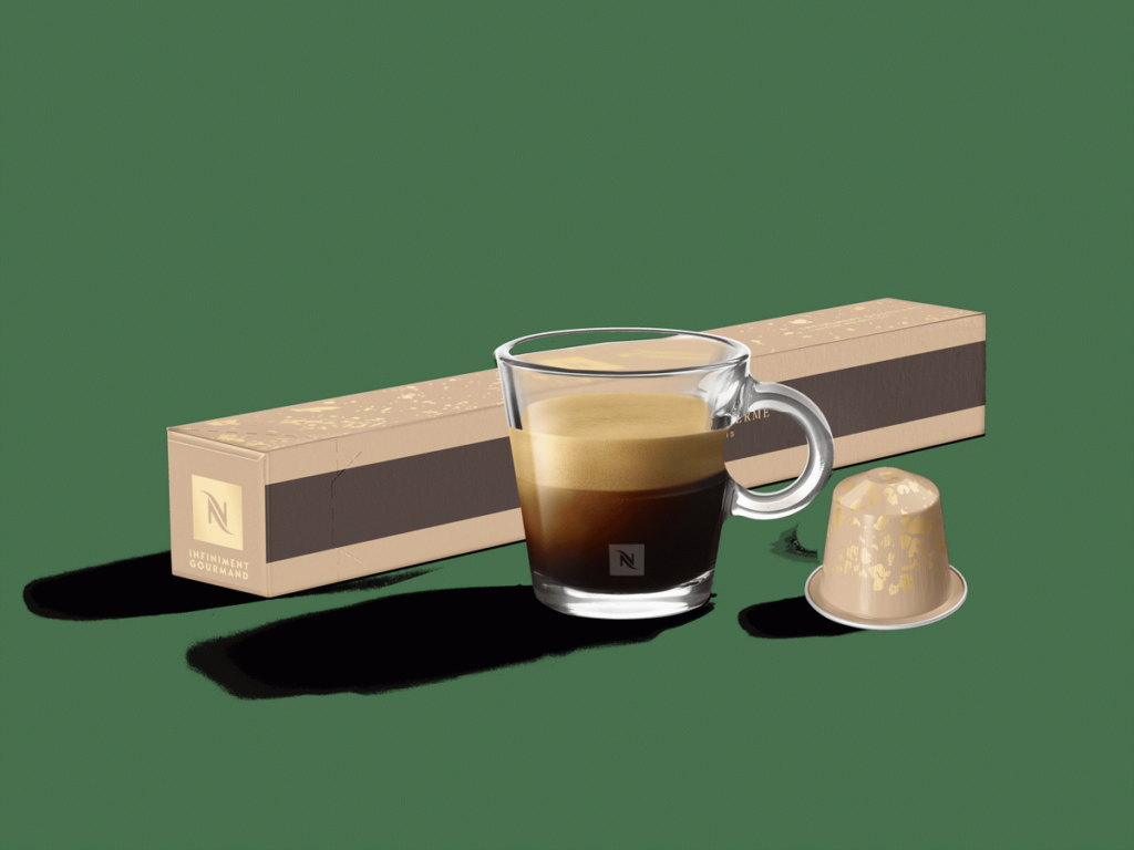 星耀巴黎烤榛果風味咖啡（建議售價： 240元，單條十顆裝）