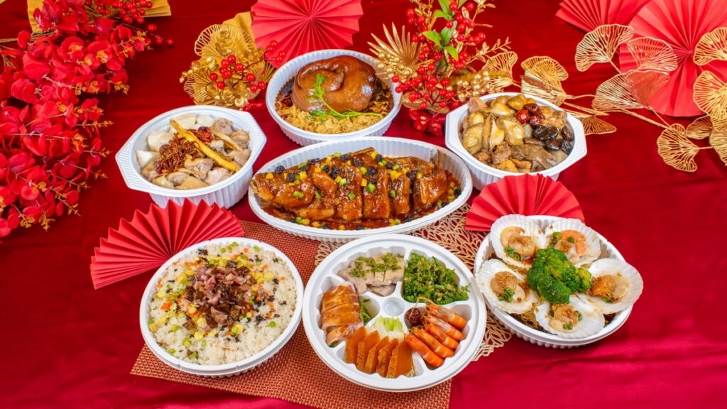 年菜外帶5人份組合$6,888,在家就可以品嘗星級主廚料理。