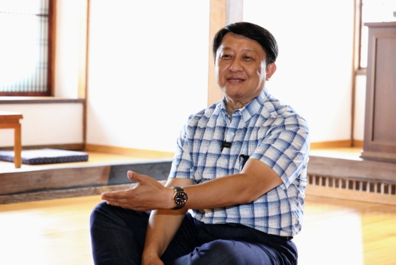漾新聞|影》高雄大學建築系教授陳啓仁榮獲高雄文藝獎「文化資產類」首位得主