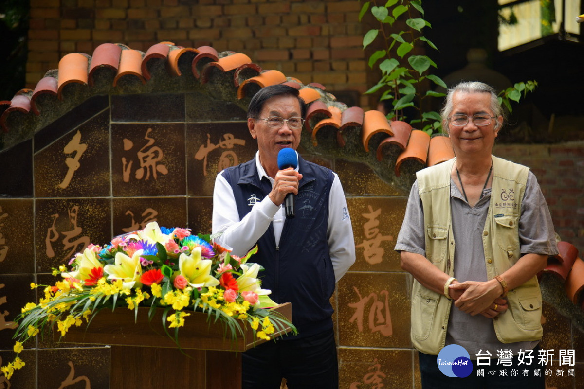 添興窯歡慶集集陶藝節暨67周年,縣長林明溱出席祝賀。