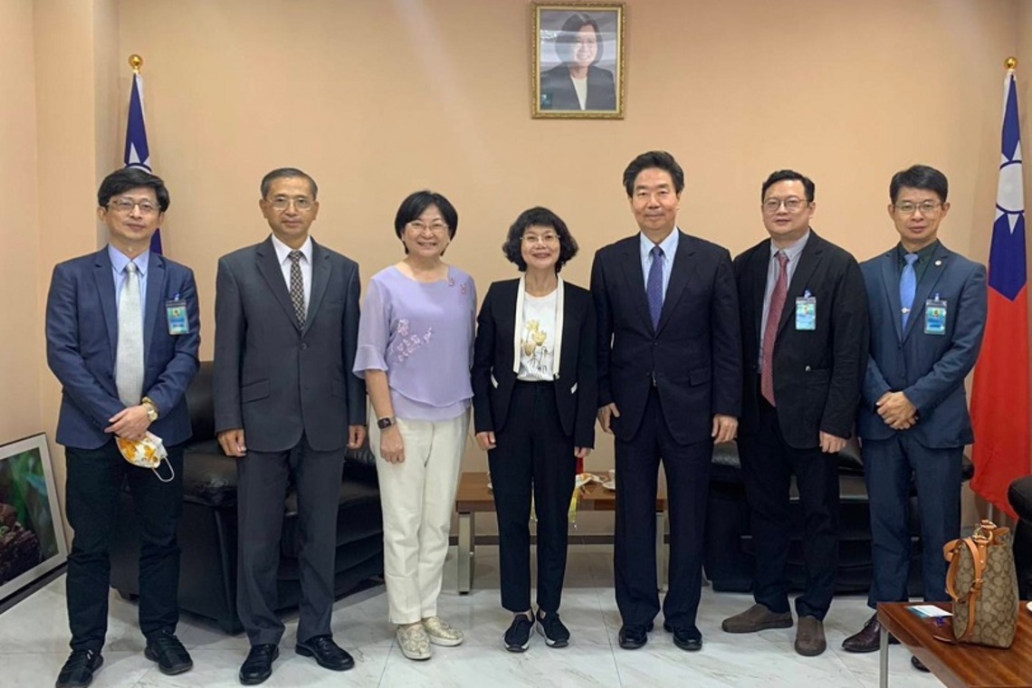 疫後重啟國際交流 高雄大學訪泰推廣SDGs締結夥伴 莊碩漢:鼓勵深耕 允助優秀學生來台就讀